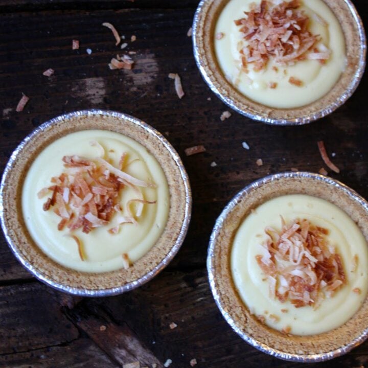 How to Make My Homemade Coconut Cream Pudding Mini Pies 