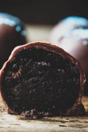 Peanut Butter OREO Balls 37