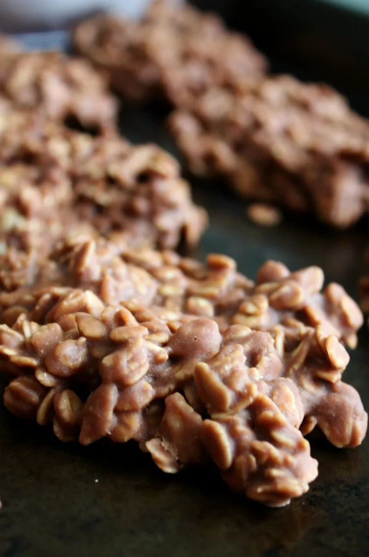 No Bake Chocolate Oatmeal Cookies. 