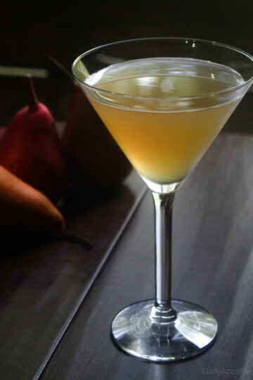 Pear Cocktail 25