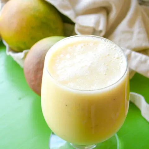 Mango Banana Smoothie