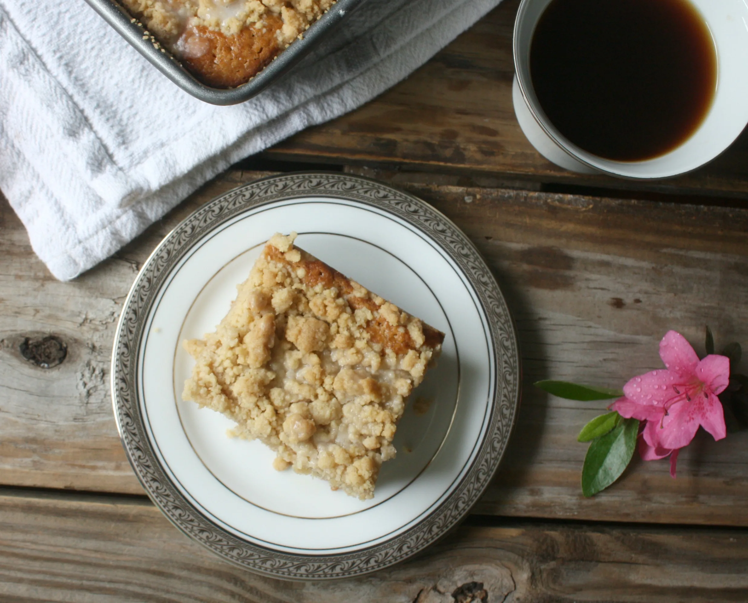 Banana Bread Coffee Cake 