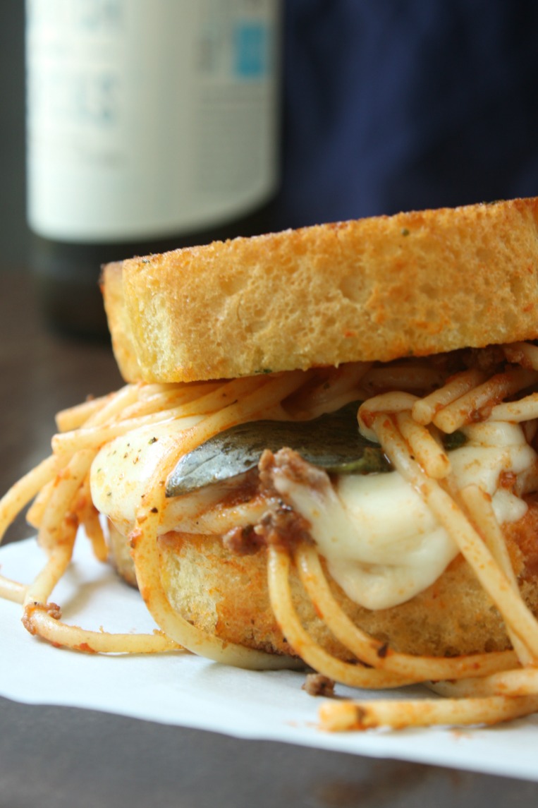 Grilled Mozzarella Spaghetti Sandwich