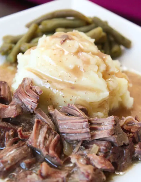 Crock Pot Sirloin Steak and Gravy