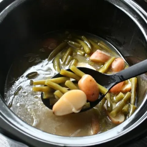 Crockpot Green Beans and Potatoes