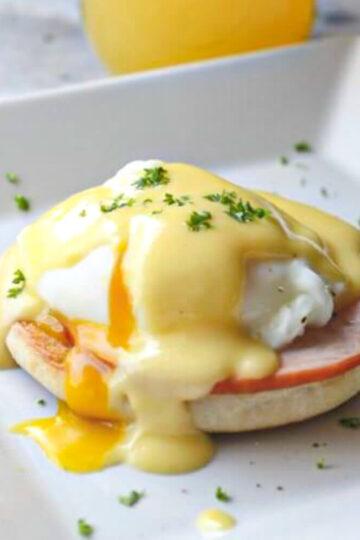 Eggs Benedict 31