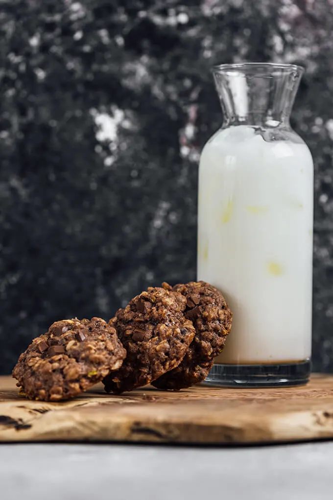 Chocolate Zucchini Oatmeal Cookies + 20 Chocolate Cookie Recipes