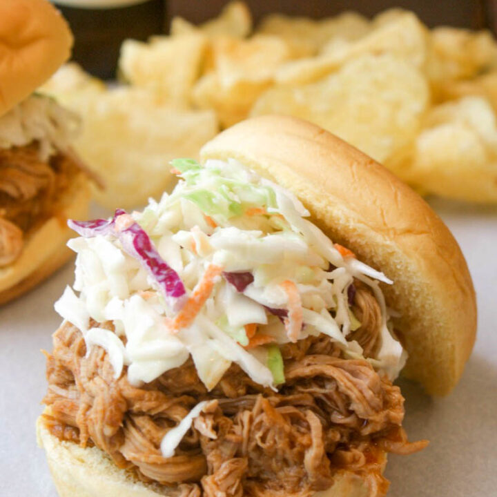 Slow Cooker Pulled Pork Sandwiches