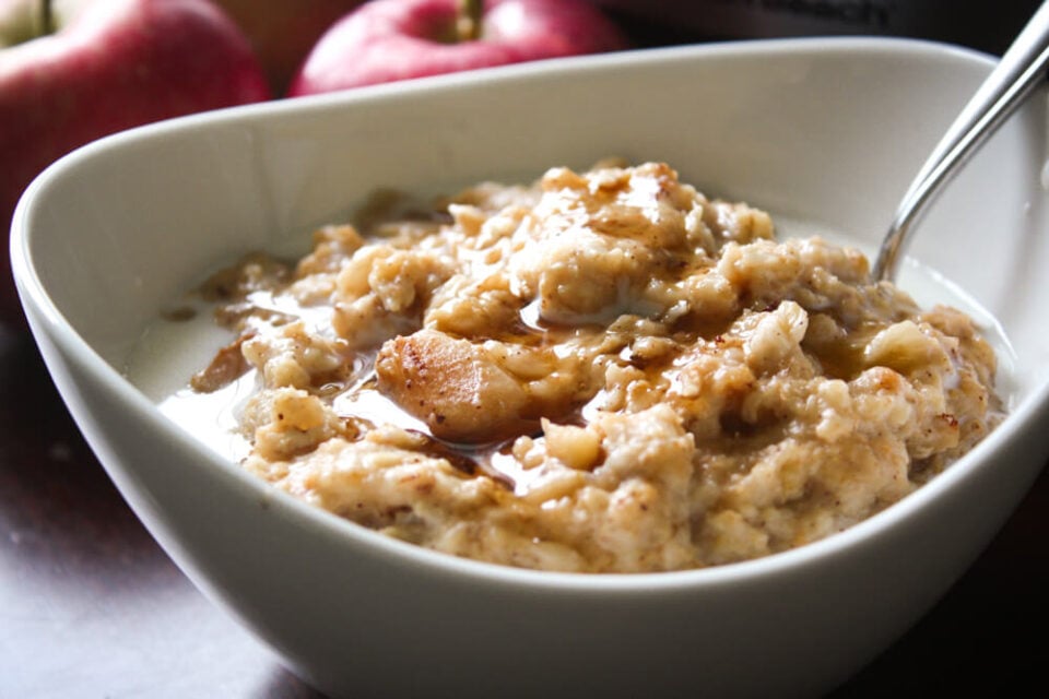 Crock Pot Oatmeal with Apples and Cinnamon Daily Appetite