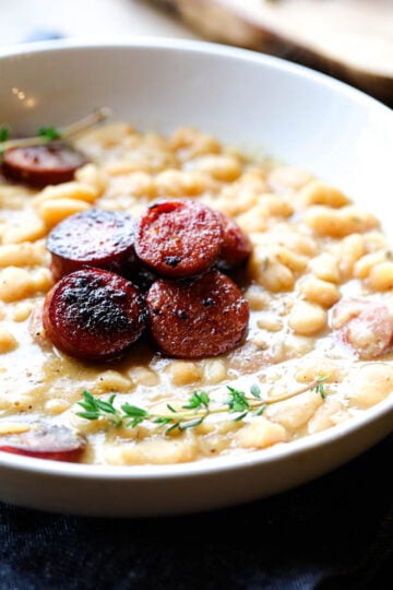 Crock Pot White Beans and Smoked Sausage